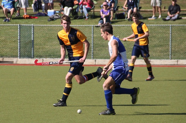 Northwood 1st Hockey Secure 4 -2 Victory Over St Charles